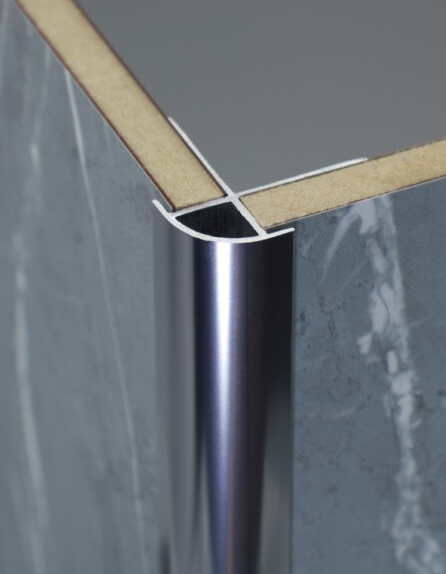 Selkie Polished Chrome External Corner Trim