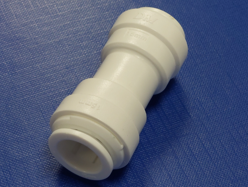 AKW 15mm Equal Straight Push-Fit Union Connector (25166)