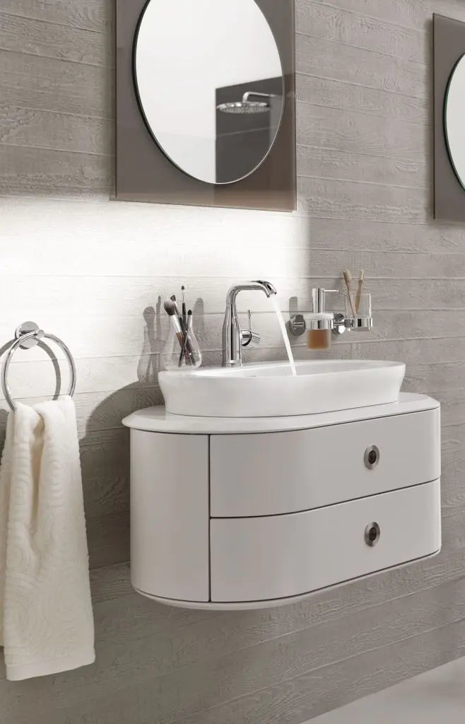 Grohe Essence Basin Mixer Tap 23463001 chrome detail