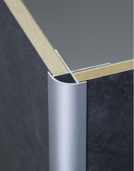 Selkie Satin Silver External Corner Trim – 2420mm