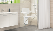 Impey Supreme glass wetroom screen with curtain, base detail