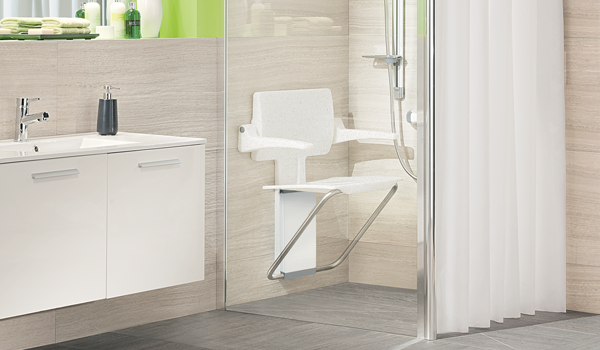 Impey Supreme glass wetroom screen with curtain, base detail
