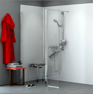 AKW Level Best chrome deflector screen in a wet room bathroom setting