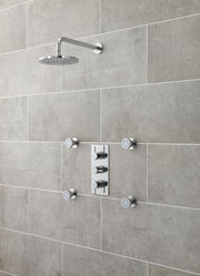 Nuie Chrome Round Body Jet lifestyle image