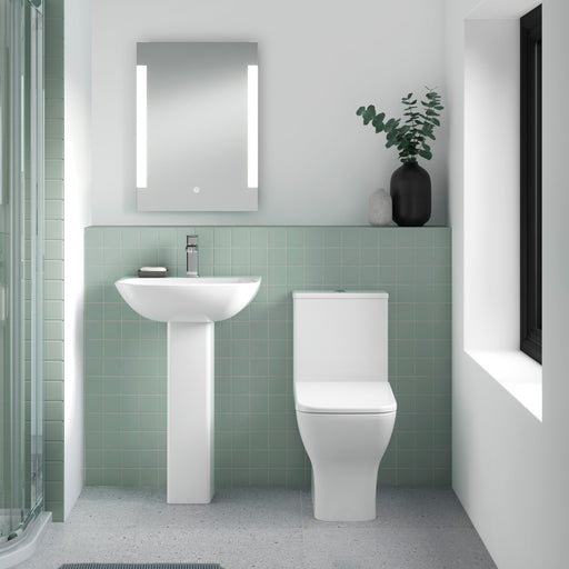 Nuie Ava close coupled toilet in a contemporary bathroom