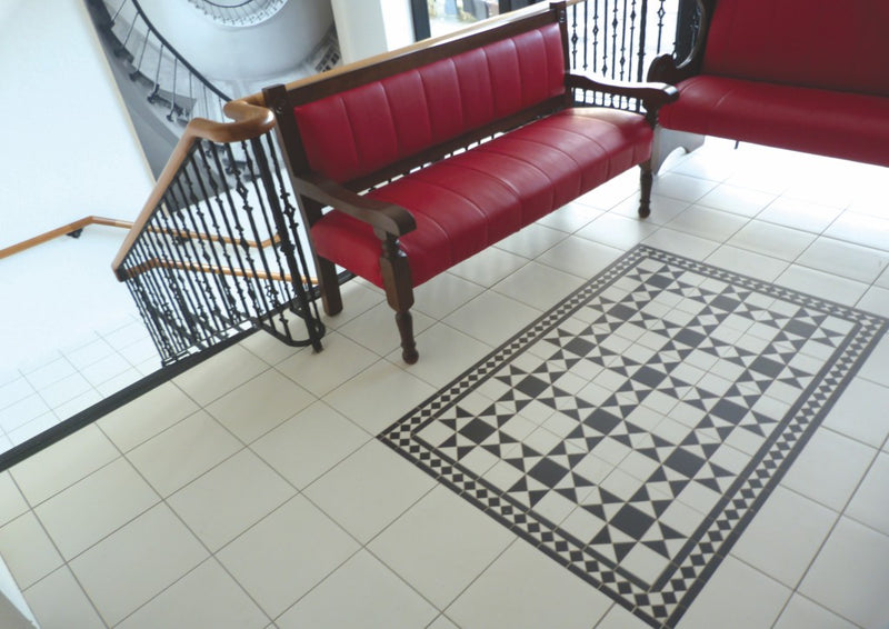 Port Orange Black & White Victorian Style Matt Porcelain Border Floor Tile 285x93mm