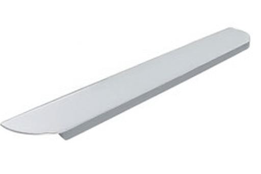 The White Space Curved Edge handle in Chrome